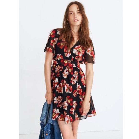 Madewell Dresses & Skirts - Madewell Tulip-Sleeve Mini Dress in French Rose Size 4